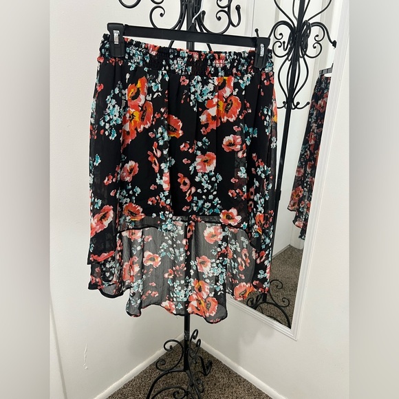 Joe Benbasset Asymmetrical Black Floral High-Low Skirt - Picture 5 of 11